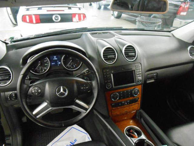 Mercedes-Benz M-Class 2009 photo 5