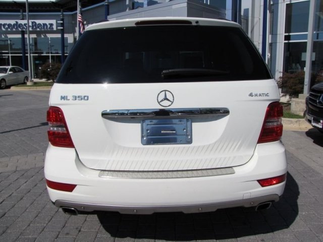 Mercedes-Benz M-Class 2009 photo 4