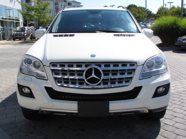 Mercedes-Benz M-Class 2009 photo 1