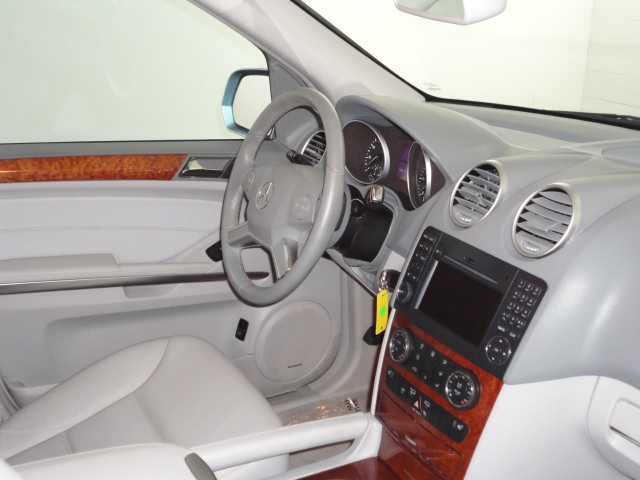 Mercedes-Benz M-Class 2009 photo 3