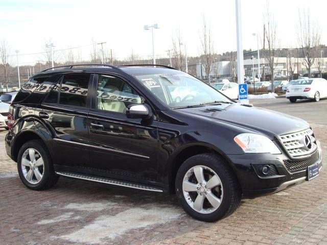 Mercedes-Benz M-Class 2009 photo 2