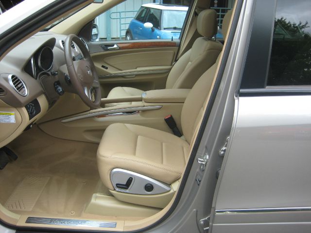 Mercedes-Benz M-Class 2009 photo 5