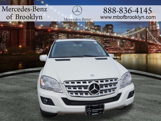 Mercedes-Benz M-Class 2010 photo 2