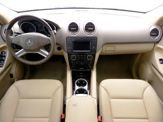 Mercedes-Benz M-Class 2010 photo 13