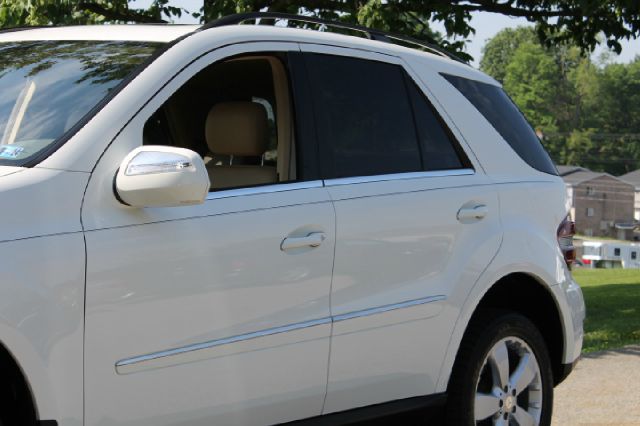 Mercedes-Benz M-Class 2010 photo 15