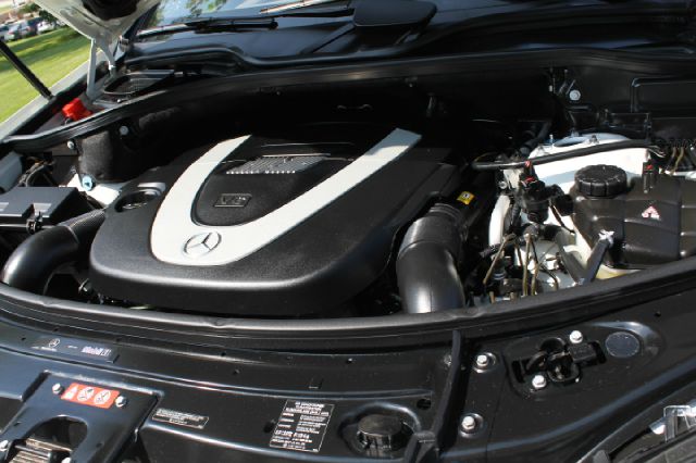 Mercedes-Benz M-Class 2010 photo 6