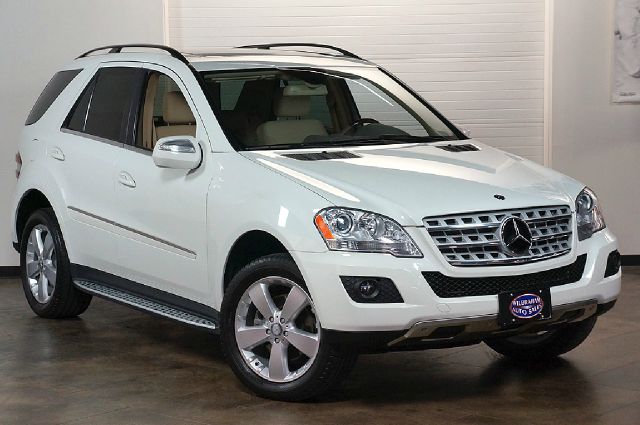 Mercedes-Benz M-Class 2010 photo 2