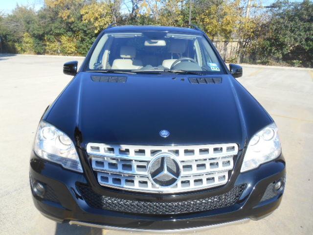 Mercedes-Benz M-Class 2011 photo 2