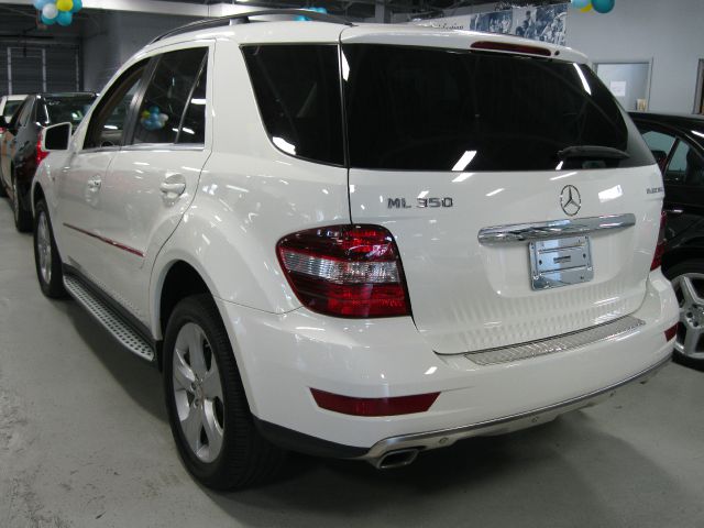 Mercedes-Benz M-Class 2011 photo 16