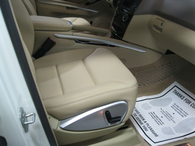 Mercedes-Benz M-Class 2011 photo 7