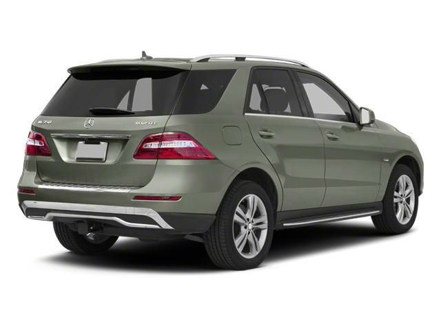 Mercedes-Benz M-Class 2012 photo 2