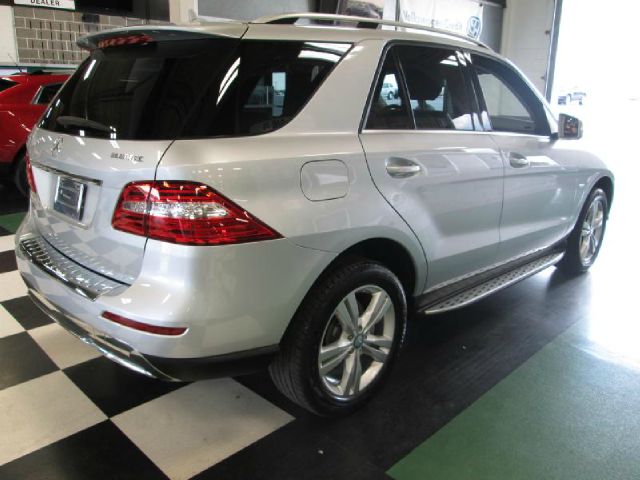 Mercedes-Benz M-Class 2012 photo 3