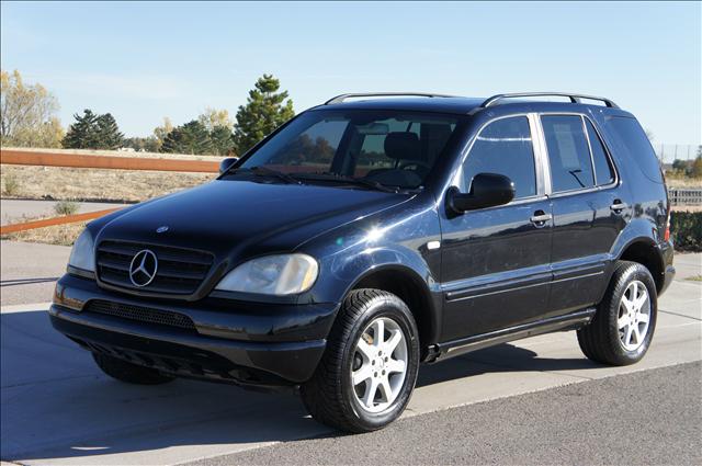 Mercedes-Benz M Class 3500 SLT Dually Sport Utility