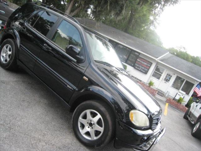 Mercedes-Benz M Class AWD Wagon Automatic VERY NICE Sport Utility