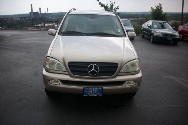 Mercedes-Benz M Class 2002 photo 1