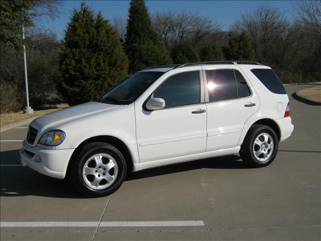 Mercedes-Benz M Class AWD Wagon Automatic VERY NICE Sport Utility