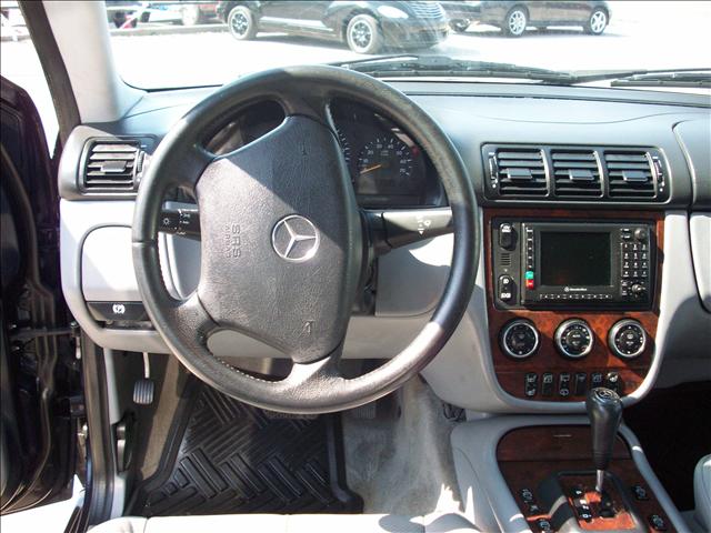 Mercedes-Benz M Class 2003 photo 4