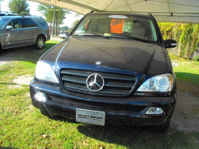 Mercedes-Benz M Class 2004 photo 1