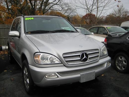 Mercedes-Benz M Class 2004 photo 2