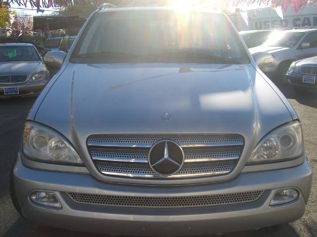 Mercedes-Benz M Class 2004 photo 1