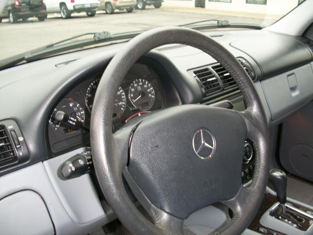 Mercedes-Benz M Class 2005 photo 5