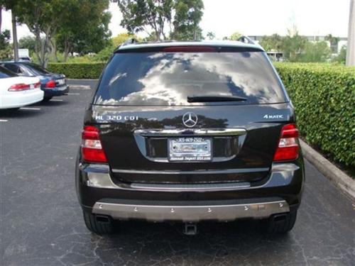 Mercedes-Benz M Class 2008 photo 2