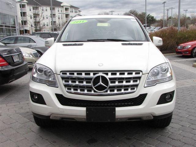 Mercedes-Benz M Class 2011 photo 1