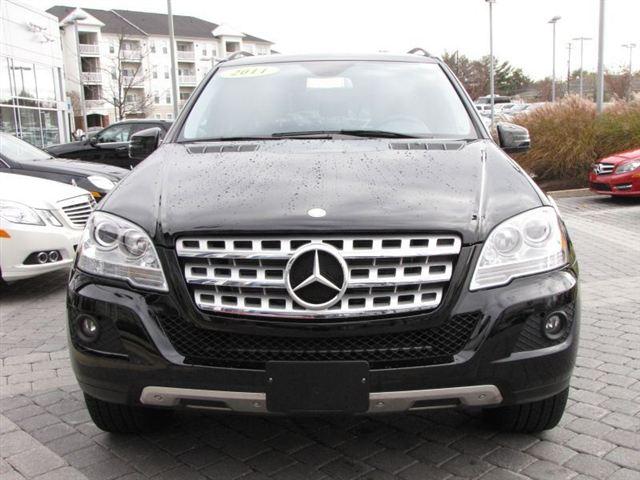 Mercedes-Benz M Class 2011 photo 1