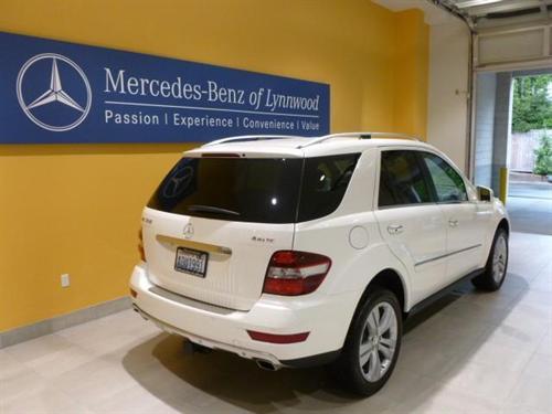 Mercedes-Benz M Class 2011 photo 3