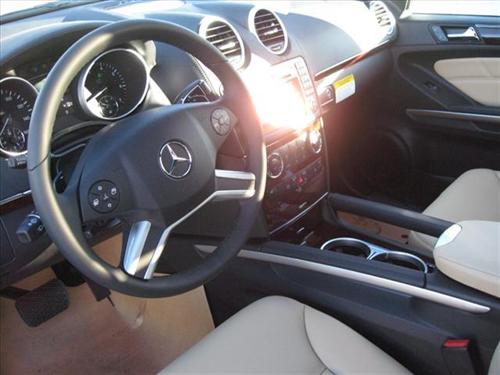 Mercedes-Benz M Class 2011 photo 3