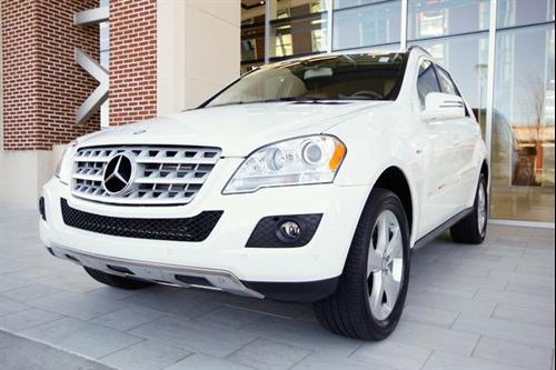 Mercedes-Benz M Class 2011 photo 1