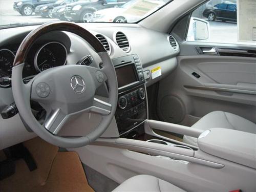 Mercedes-Benz M Class 2011 photo 4