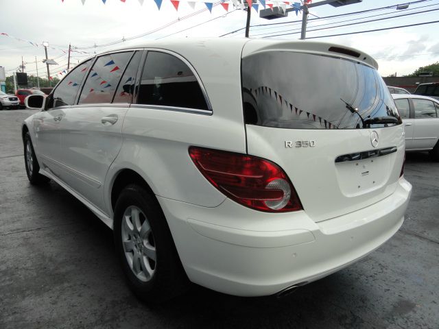 Mercedes-Benz R-Class 2006 photo 3