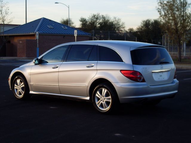 Mercedes-Benz R-Class LS LONG BED SUV