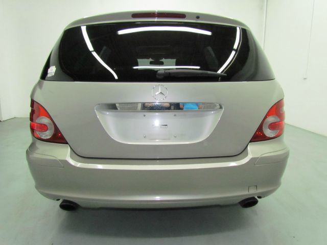 Mercedes-Benz R-Class 2006 photo 2