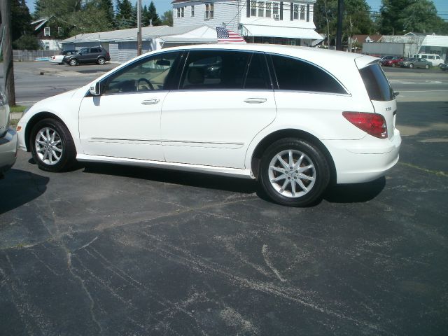 Mercedes-Benz R-Class 2006 photo 2