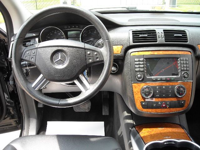 Mercedes-Benz R-Class 2008 photo 21