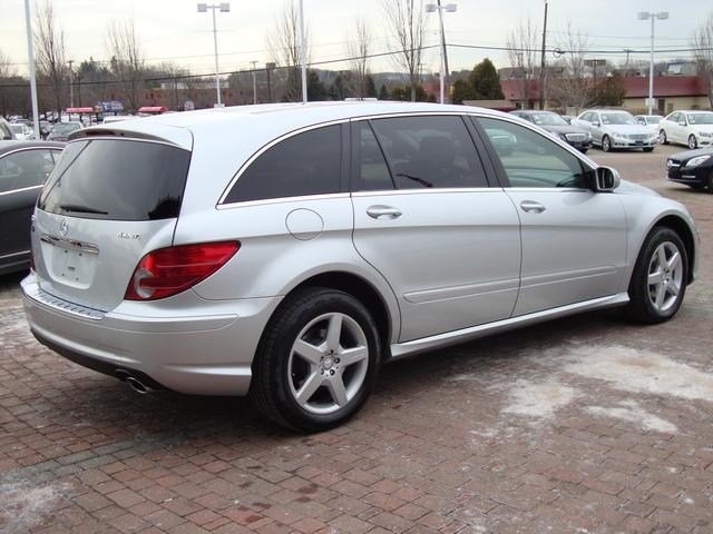 Mercedes-Benz R-Class 2010 photo 2