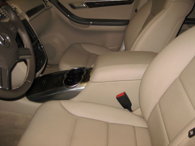 Mercedes-Benz R-Class 2011 photo 5