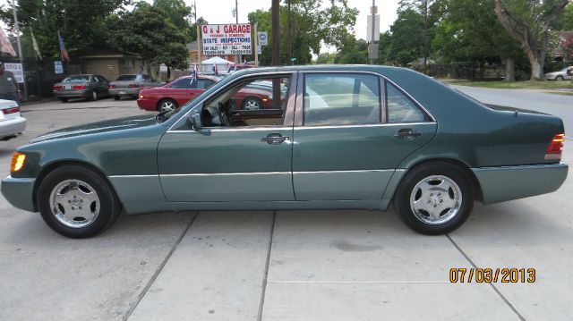 Mercedes-Benz S-Class 1994 photo 2