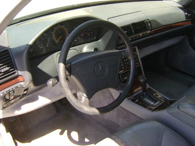 Mercedes-Benz S-Class 1995 photo 2