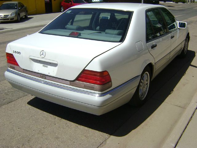 Mercedes-Benz S-Class 1995 photo 4