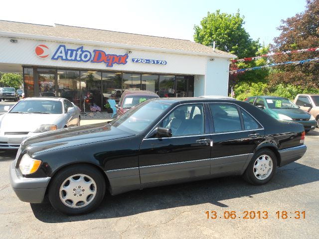 Mercedes-Benz S-Class 1995 photo 3