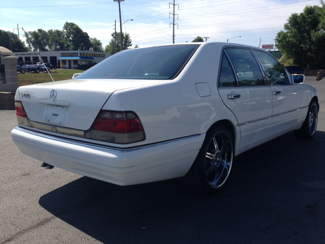 Mercedes-Benz S-Class 1999 photo 3