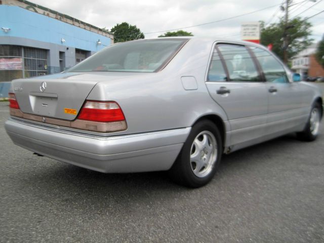 Mercedes-Benz S-Class 1999 photo 1