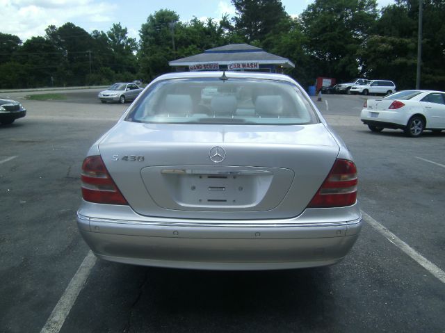 Mercedes-Benz S-Class Sahara Sedan