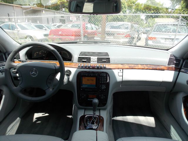 Mercedes-Benz S-Class 2001 photo 4