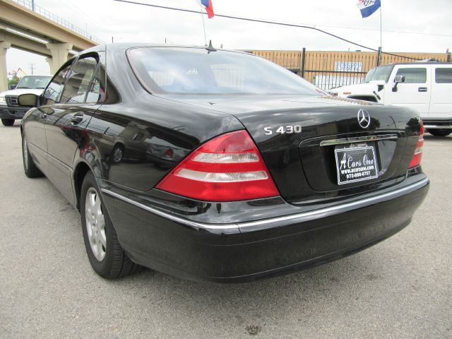 Mercedes-Benz S-Class 2002 photo 18