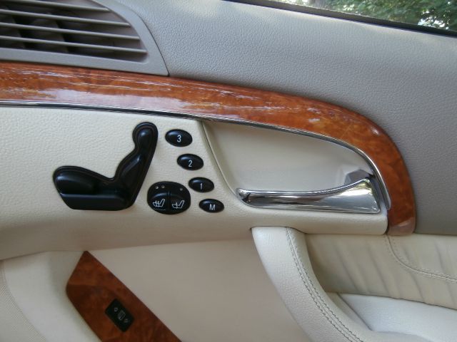 Mercedes-Benz S-Class 2003 photo 44