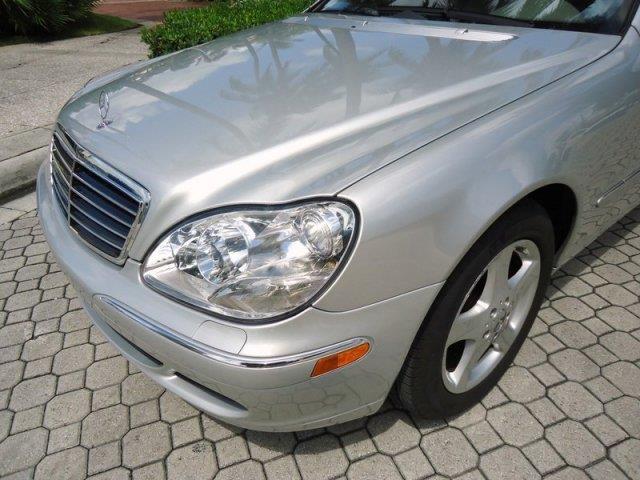 Mercedes-Benz S-Class 2004 photo 26